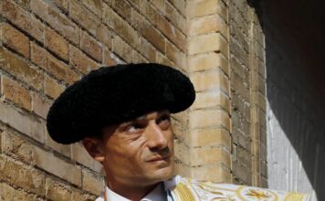 Ureña: «El toreo en general se tiene que autogestionar para empezar a producir»