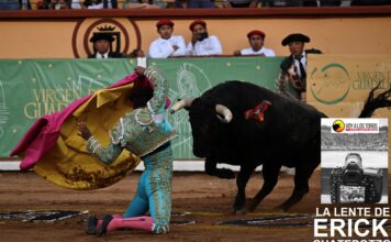 La Lente de Erick Cuatepotzo en: San Román en Andas en Corrida Guadalupana de Tlaxcala