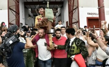 Copa Chenel: Isaac Fonseca y su Épica Pasean Tres Orejas al Quedarse Sólo por Cornada a Del Álamo