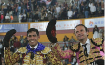 Apoteosis de Muñoz y Ferrera, aprovechandola bondad de un gran «Notiferias» y «Encantador» de El Prado