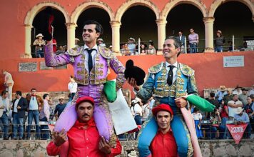 Los Diegos, Silveti y Sánchez Salen a Hombres en Cañadas de Obregón