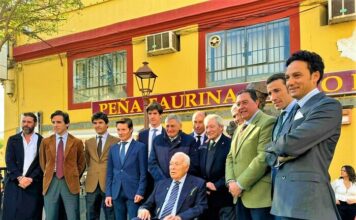 Camas ante su Faraón