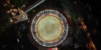 MARCO PÉREZ EN HOMBROS EN TLAXCALA.