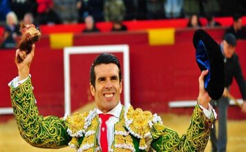Valencia: Cordelero y Emilio en el Cierre de Fallas