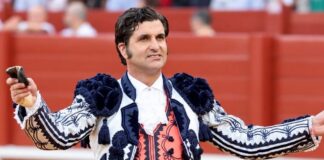 Morante, a hombros, salva in extremis el Motín de Aranjuez