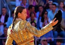 Raquel Martín, Frente a la Historia